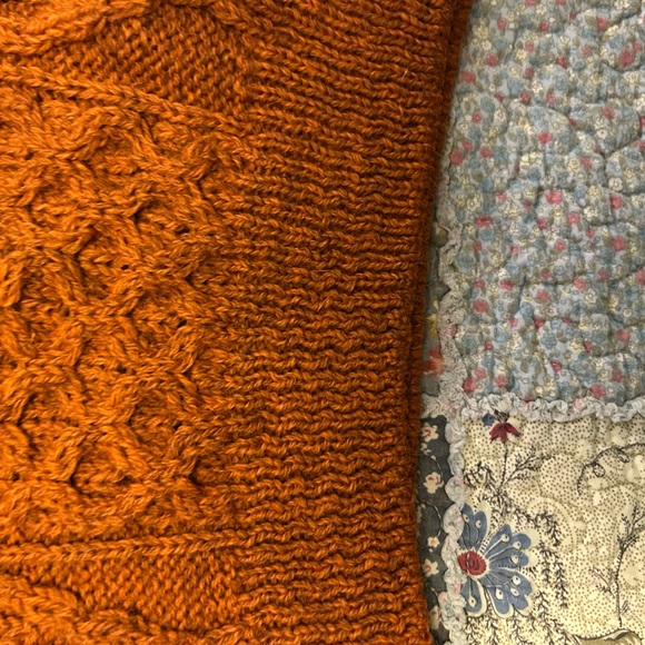 Aran Sweater Market Womens Sz XL Russet 100% Virgin Wool Cable Knit IRELAND - Picture 5 of 5